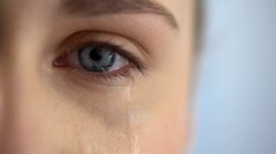 Film łzowy - czym jest? Skład, funkcje i znaczenie dla funkcjonowania oka