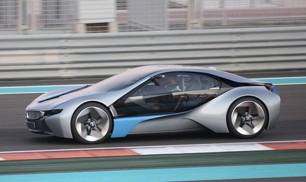 BMW Vision EfficentDynamics/i8 przyłapane w Abu Dhabi [wideo]