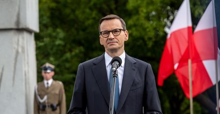 Szykują się zmiany w rządzie. Nieoficjalnie: to ma być kara za brak miliardów dla Polski