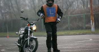 Tarnów: Coraz więcej osób robi prawo jazdy na motocykle. Rekordowa ilość egzaminów w tarnowskim MORD