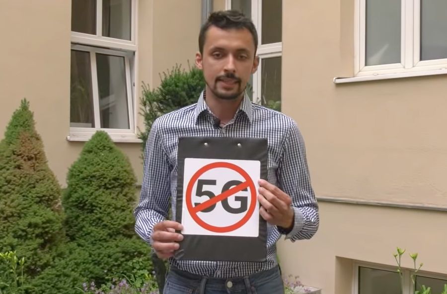 Rafik Ennaoui w szkole