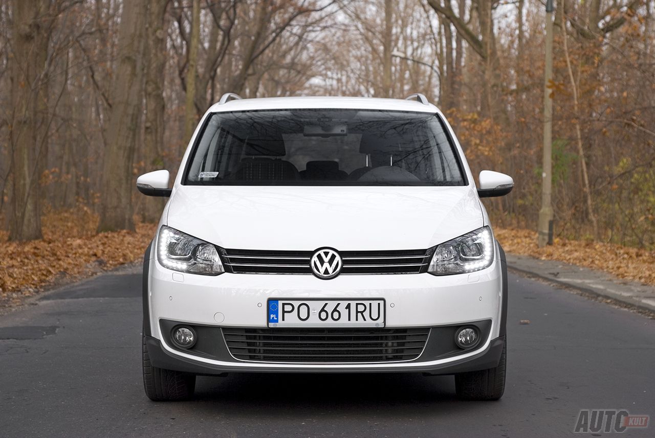 Volkswagen Cross Touran