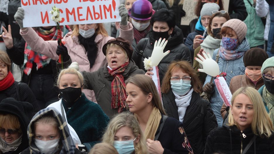 Białoruś. Na sobotnim proteście w Mińsku zatrzymano kobiety i niepełnosprawnych 