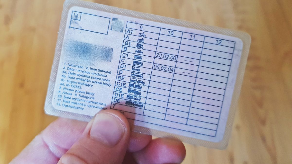 Jeśli twoje prawo jazdy jest bezterminowe, zachowaj je możliwie najdłużej, bo następne dostaniesz maksymalnie na 15 lat