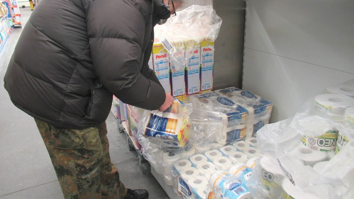 Stock MaBa
PHOTO: ZOFIA I MAREK BAZAK / EAST NEWS   Warszawa N/z zakupy w sklepie "Biedronka"
ZOFIA BAZAK