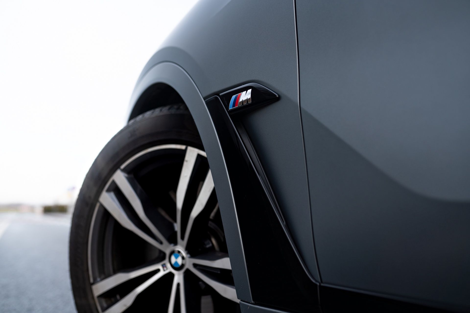 BMW X7 M60i