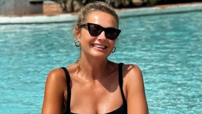 Małgorzata Socha w bikini pozdrawia z urlopu pod palmami