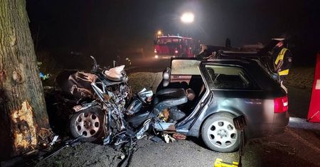 Tragiczny wypadek w Gajewie. Z auta nic nie zostało