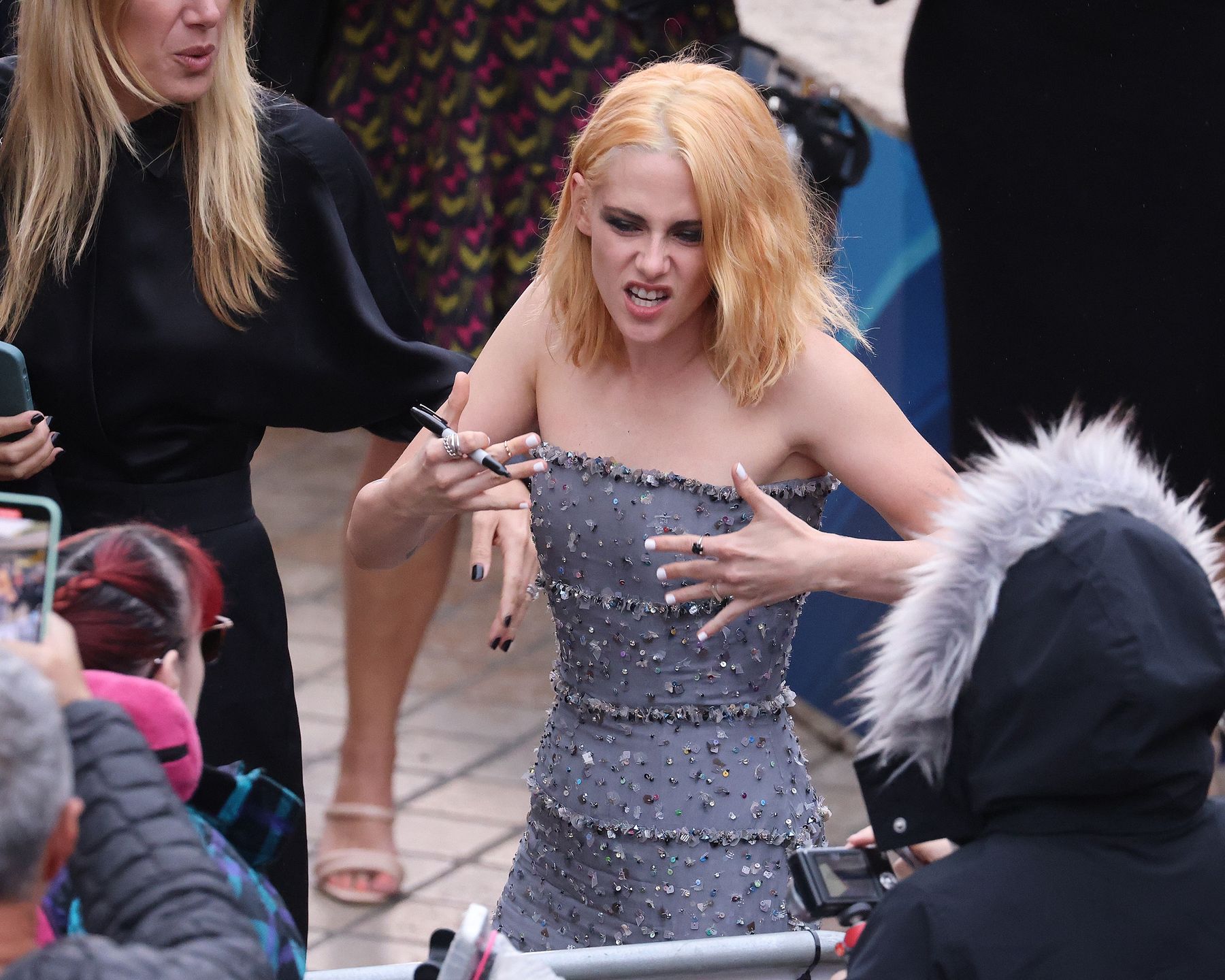 Kristen Stewart na brytyjskiej premierze filmu "Spencer"