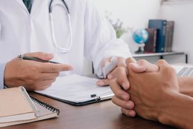 Choroba Refsuma – objawy, przyczyny, leczenie. Dieta w chorobie Refsuma