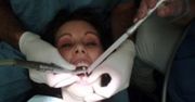 Czy „textujesz” u dentysty?