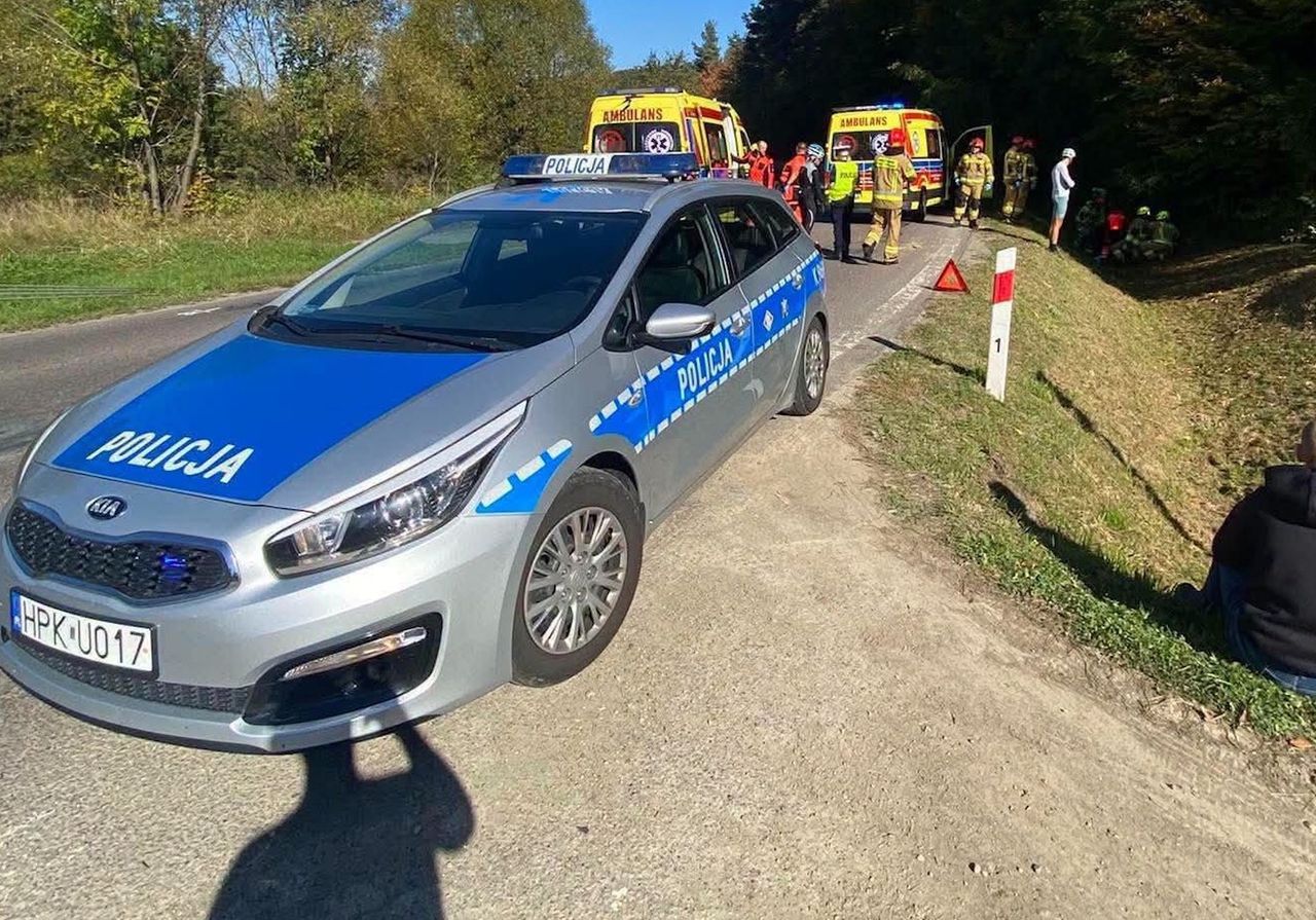 Dramat na poboczu drogi. 52-latek był już nieprzytomny. Zdecydowały sekundy
