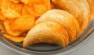 UE zakaże chipsów bekonowych? To nieprawda. Wyjaśniamy