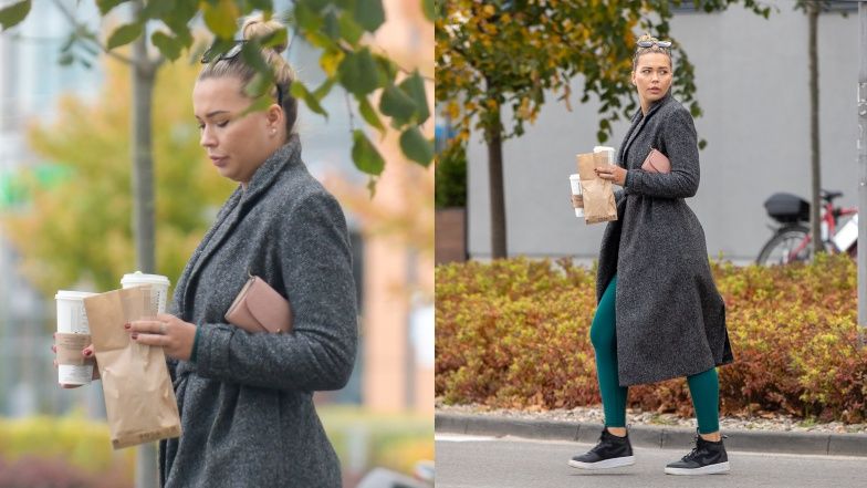 Sandra Kubicka dostarcza Baronowi kawusi do samochodu