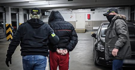 To miały być miłe zakupy. Policjant po służbie wypatrzył w galerii...