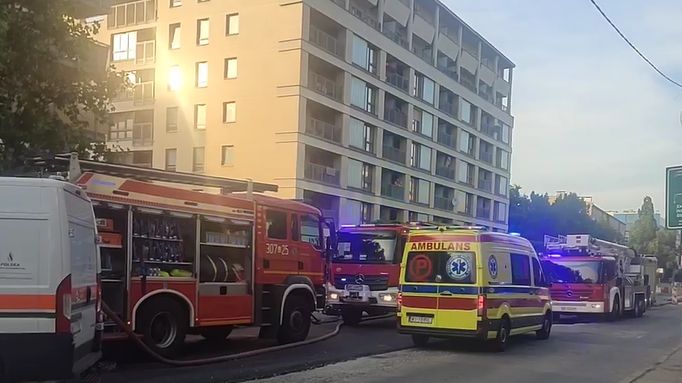 Interwencja zastępów straży pożarnej oraz pogotowia