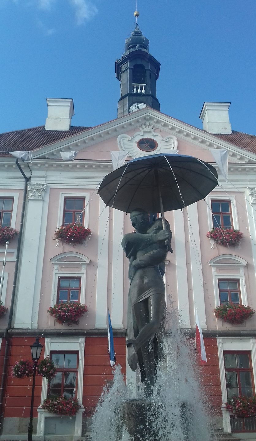 Fontanna studenckiego pocałunku, Tartu