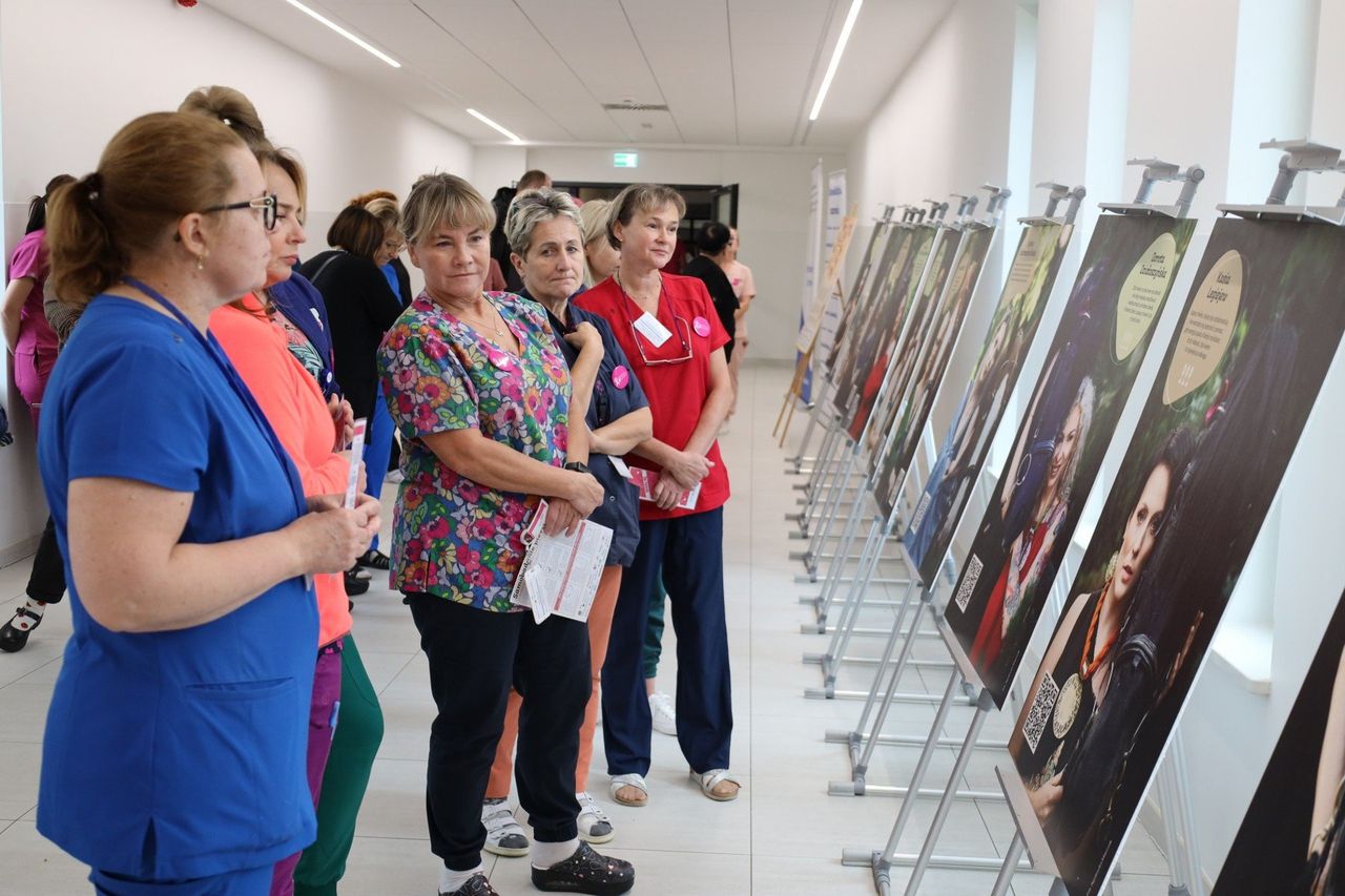 Wejherowo: Wystawa "KobieTY to siła" promuje profilaktykę raka piersi