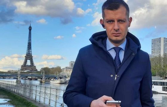 Maksymilian Maszenda korespondentem TVP we Francji. Lucjan Olszówka odszedł ze stacji