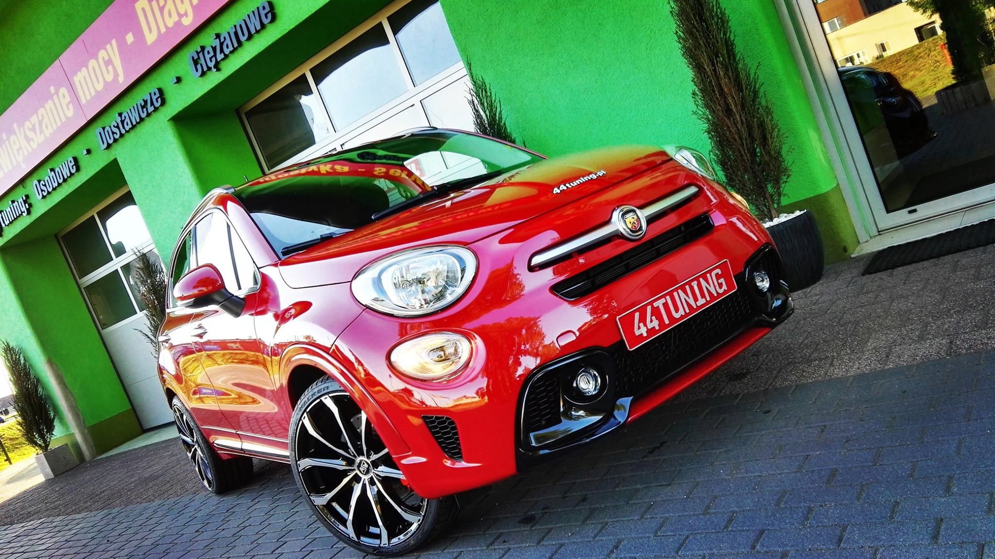 Tak miał wyglądać Fiat 500X sygnowany znakiem Abartha w Polsce