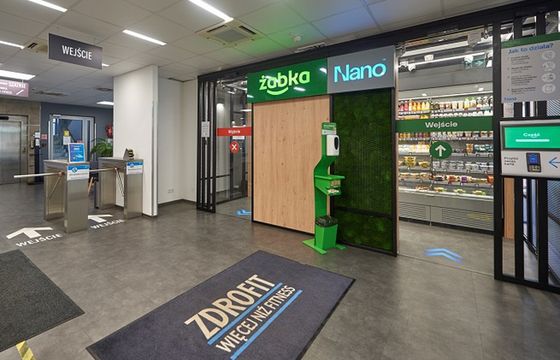 Bezobsługowa Żabka Nano w klubie fitness Zdrofit