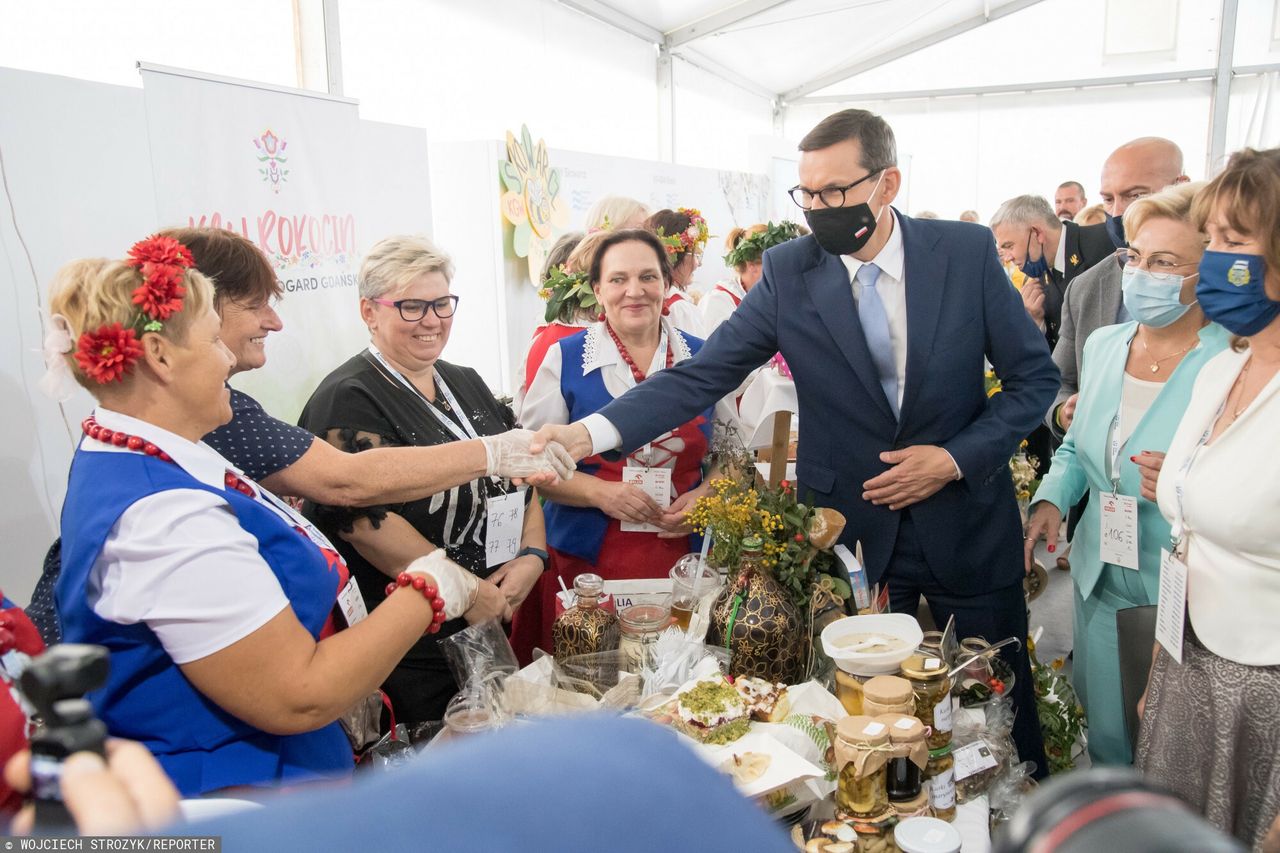 Rząd chce zapłacić kołom gospodyń wiejskich za zachęcanie do szczepień (PAP) 