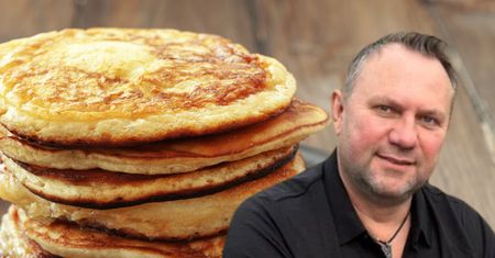 Tomasz Strzelczyk ma patent na superpuszyste naleśniki. O tym składniku nikt by nie pomyślał