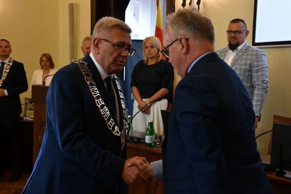 Z lewej Tomasz Marcinkowski, nowy Przewodniczący Rady Miasta w Inowrocławiu