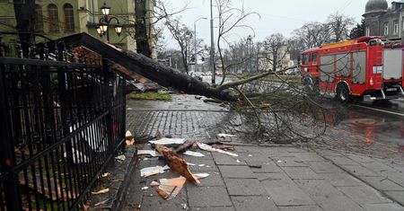Pogoda. Nadciąga orkan Eunice! Będą zniszczenia i braki prądu