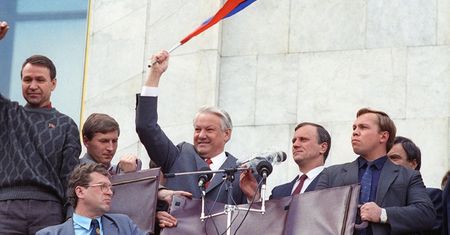 Nie żyje Giennadij Burbulis. Był bliskim współpracownikiem Borysa Jelcyna