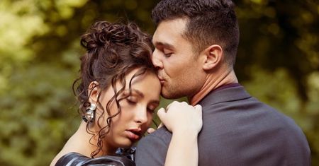 "Hotel Paradise:" Bibi skomentowała rozstanie z Simonem. Fani nie mają litości