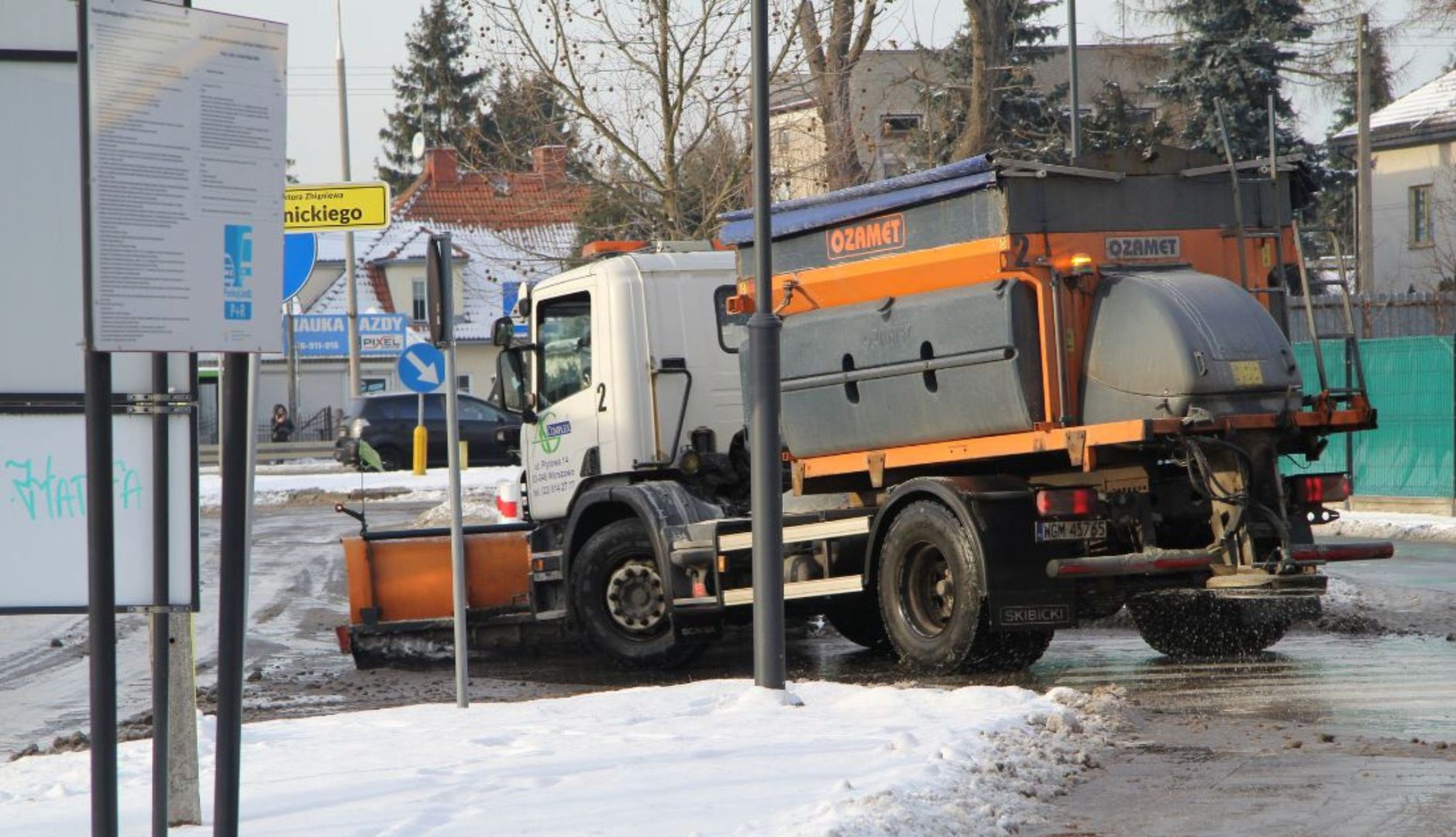 Złapiesz się za głowę. Ujawnił, ile kosztuje odśnieżanie dróg