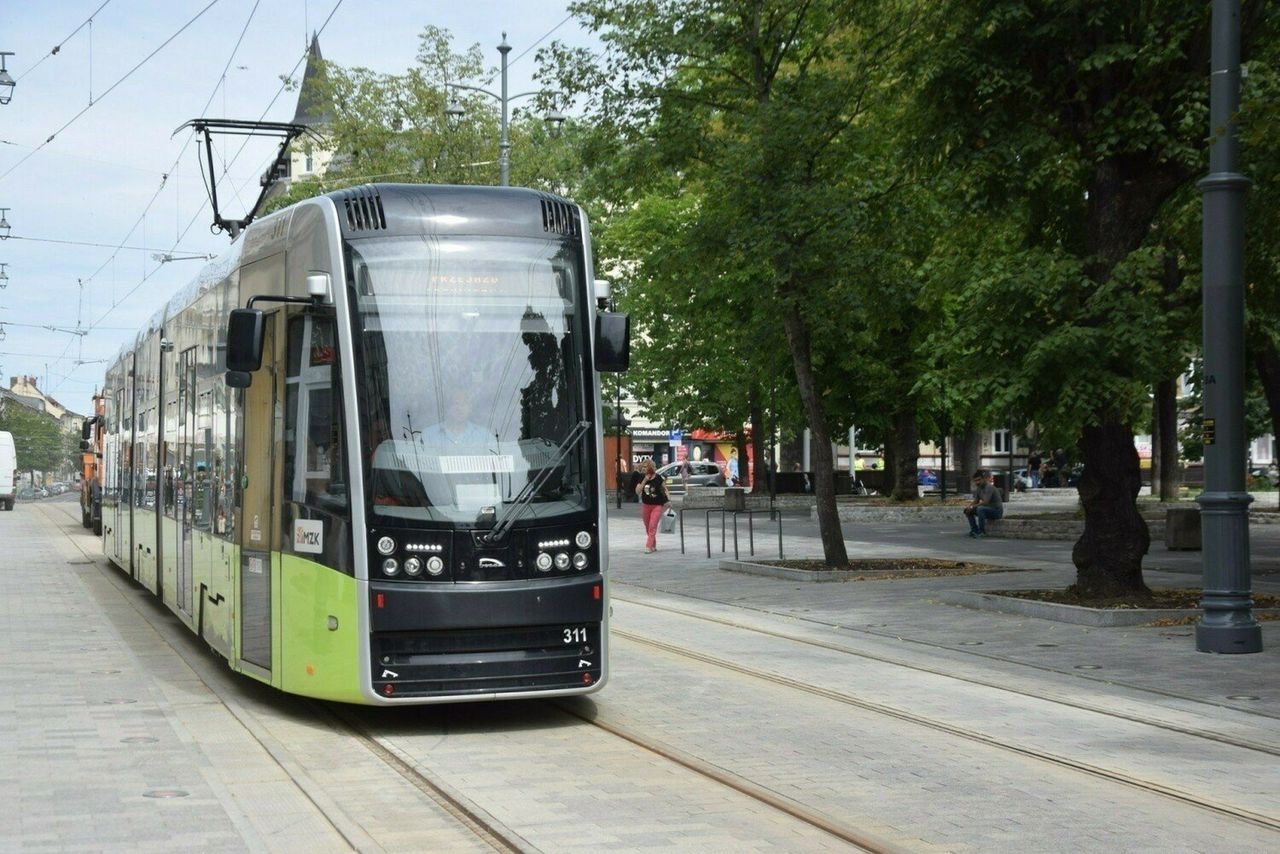 Tramwaj potrącił mężczyznę w Gorzowie. Poszkodowany trafił do szpitala