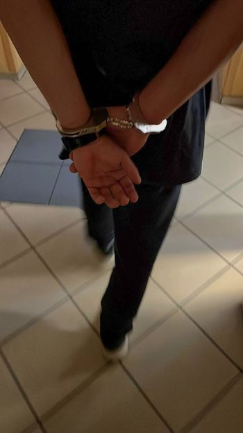 Zatrzymanie za przestępstwa seksualne wobec małoletniej przez Policję w Goleniowie. Mężczyzna działał w warunkach recydywy