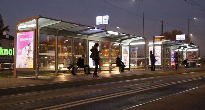 AMS wybuduje 107 wiat przystankowych w Krakowie