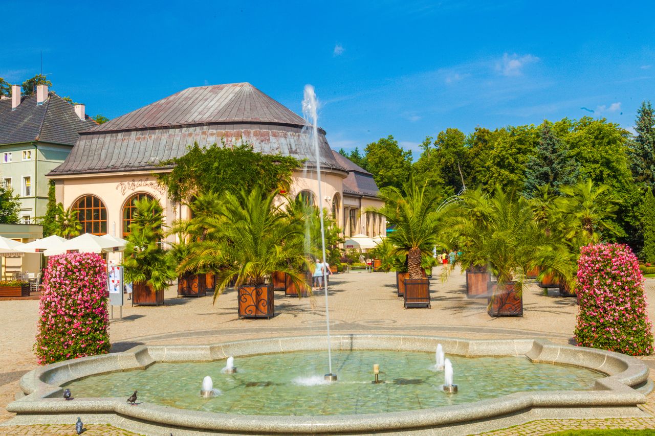 Park zdrojowy zachwyca zarówno architekturą, jak i roślinnością