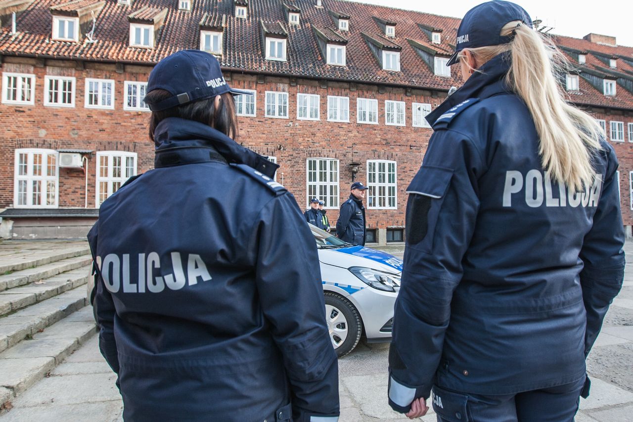 Sylwester 2020. Policjanci otrzymali instrukcję dot. pracy w sylwestra / foto ilustracyjne