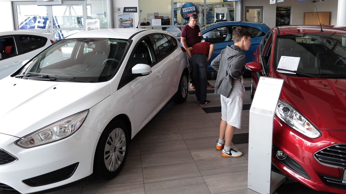 Niektóre samochody tracą na wartości szybciej niż inne. Wystarczy, że marka cieszy się - choćby niezasłużoną - złą sławą