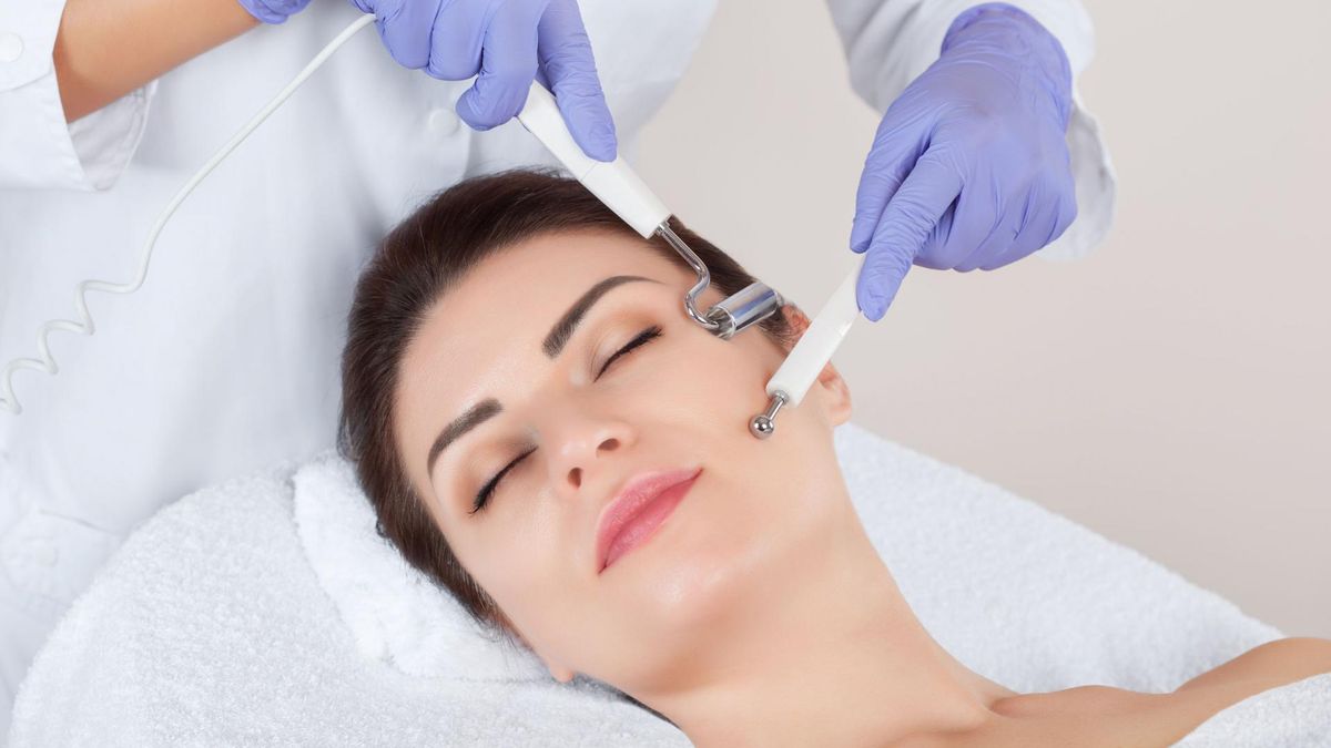 Jonoforeza to jedna z metod walki z trądzikiem.