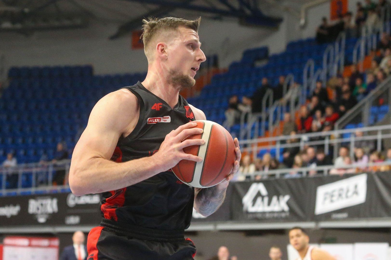 (Koszykarze PGE Startu Lublin, aby awansować do półfinału Orlen Basket Ligi muszą wygrać jeszcze dwa mecze z drużyną ze Słupska)