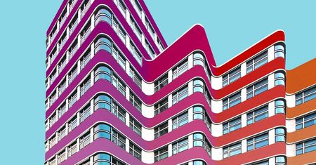 Student architektury był znudzony szarością Berlina. Postanowił pokolorować budynki w Photoshopie