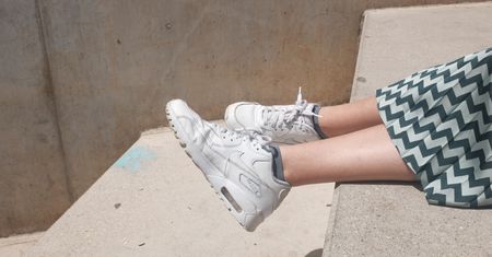 Sneakersy idealne na jesień. Nie straszny im deszcz i ziąb