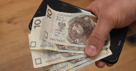 Nie upomnisz się o swoje pieniądze, to weźmie je rząd! "To parapodatek"
