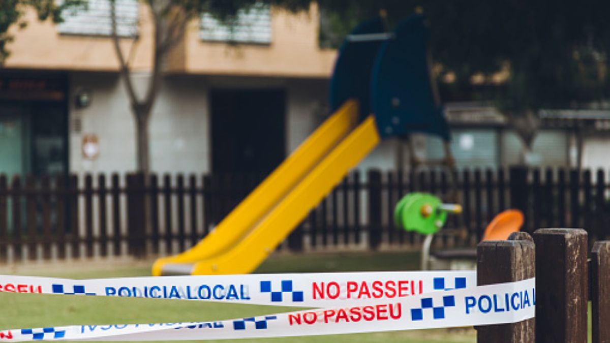 Horror przed szkołą podstawową. Dziewczynka zginęła pod kołami auta (zdjęcie ilustracyjne) 