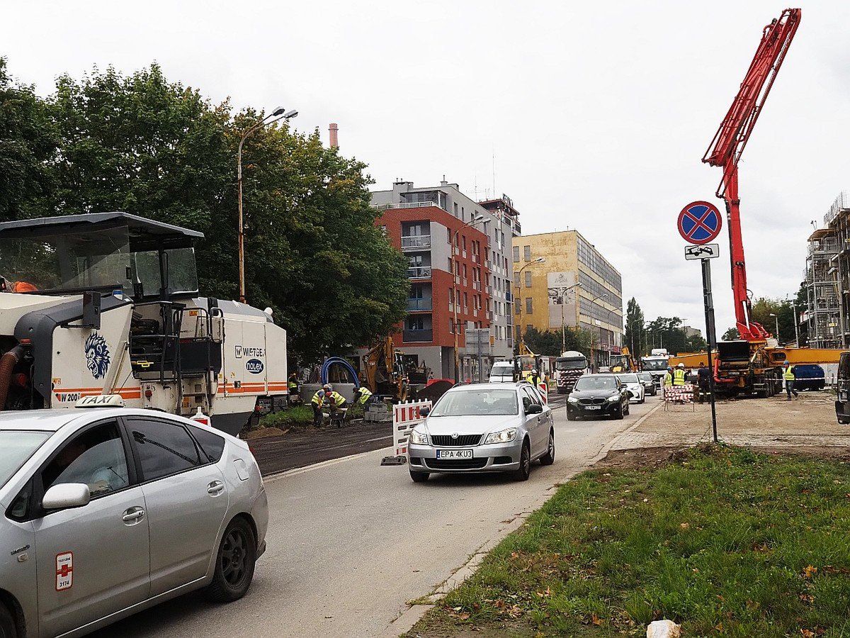 Prace na Wróblewskiego trwają już miesiąc, na Radwańskiej zaczęły się tak na dobre we wtorek