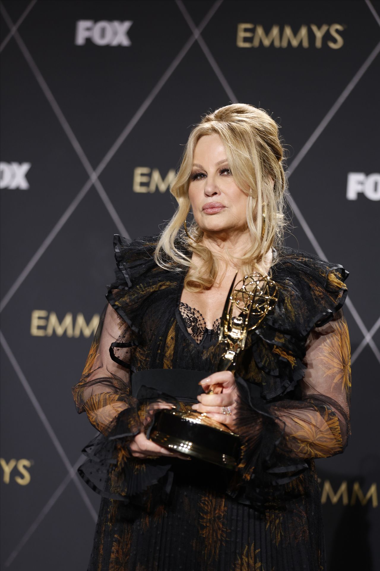 Jennifer Coolidge at the Emmy 2024