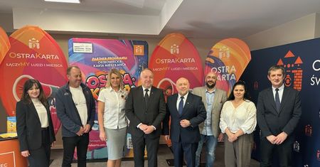 OstraKarta daje coraz więcej. Nowe firmy, nowe zniżki i ponad 12 tysięcy aktywnych kart mieszkańca