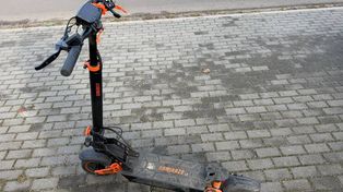 Pijany jechał hulajnogą, bez oświetlenia pod DK11