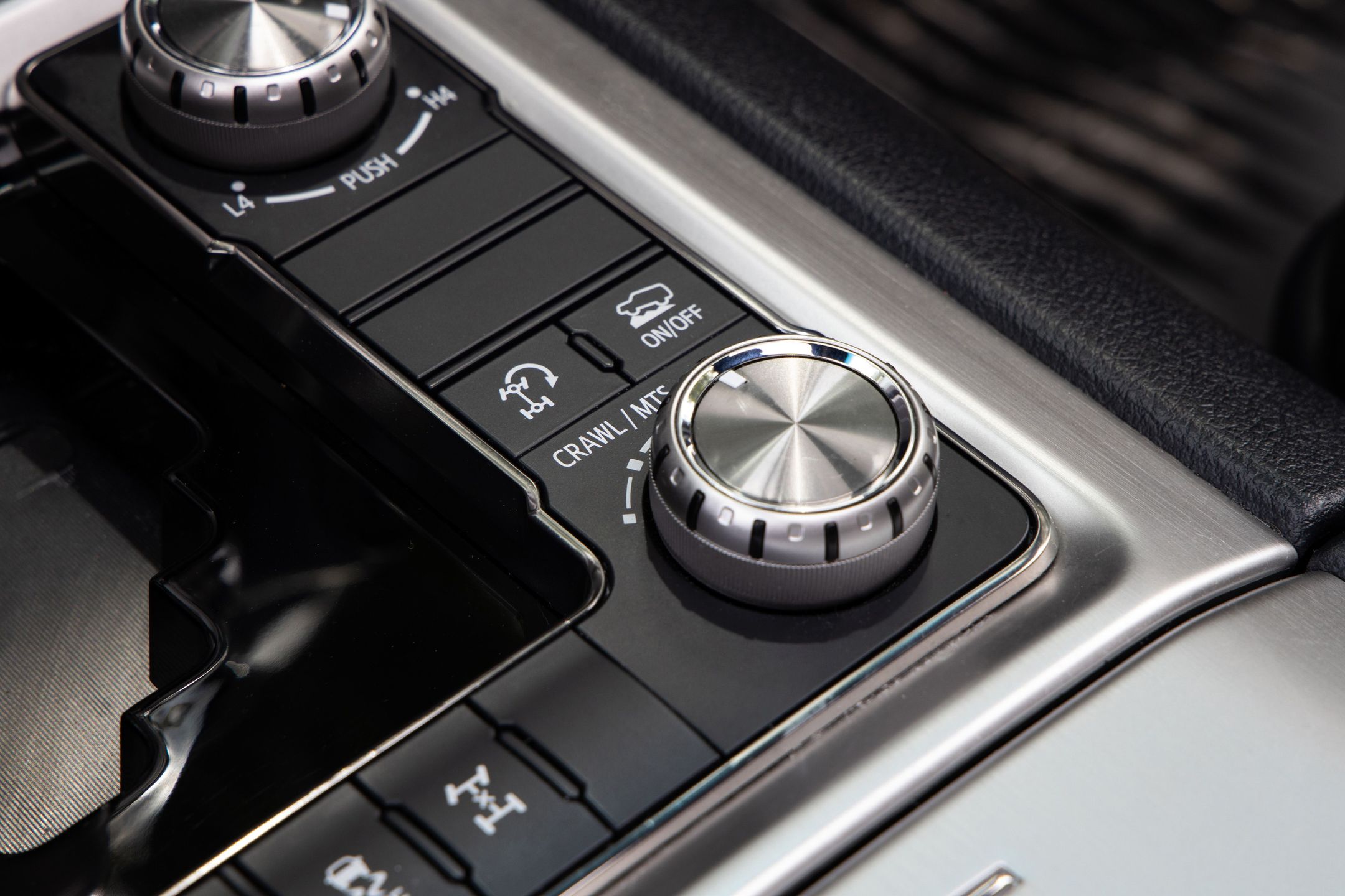 Toyota Land Cruiser 200