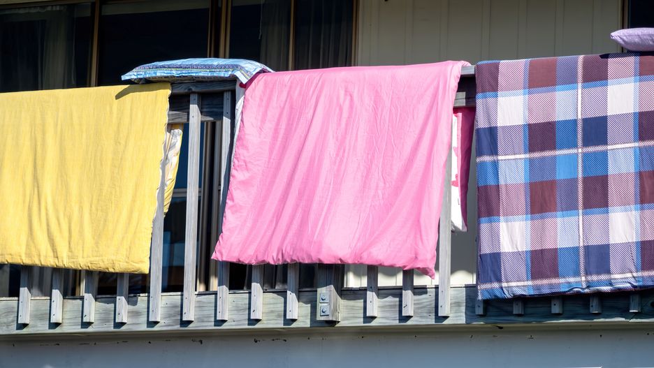 Suszysz pranie na balkonie? Lepiej miej tego świadomość